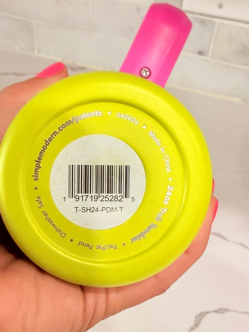 NWT Simple Modern 24 oz Trek Tumbler - Neon Lime, Pink & Blue Colorblock - Picture 2 of 3